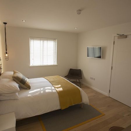 Byde Guesthouse เวสต์ฮิลล์ ภายนอก รูปภาพ